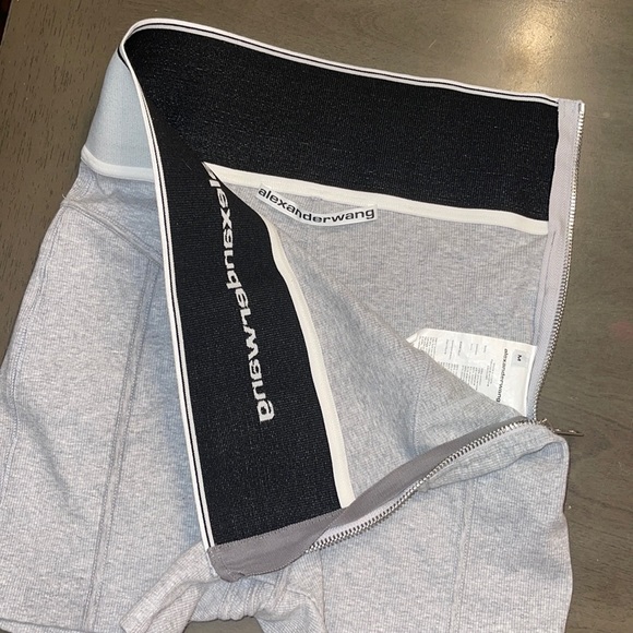 Alexander Wang Logo Rib Biker Shorts - Grey - Size Medium - Picture 3 of 4